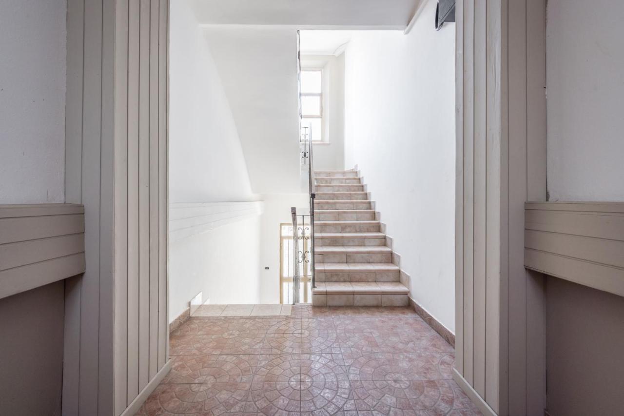 Suite 649 Mono Con Terrazzo 摩德纳 外观 照片